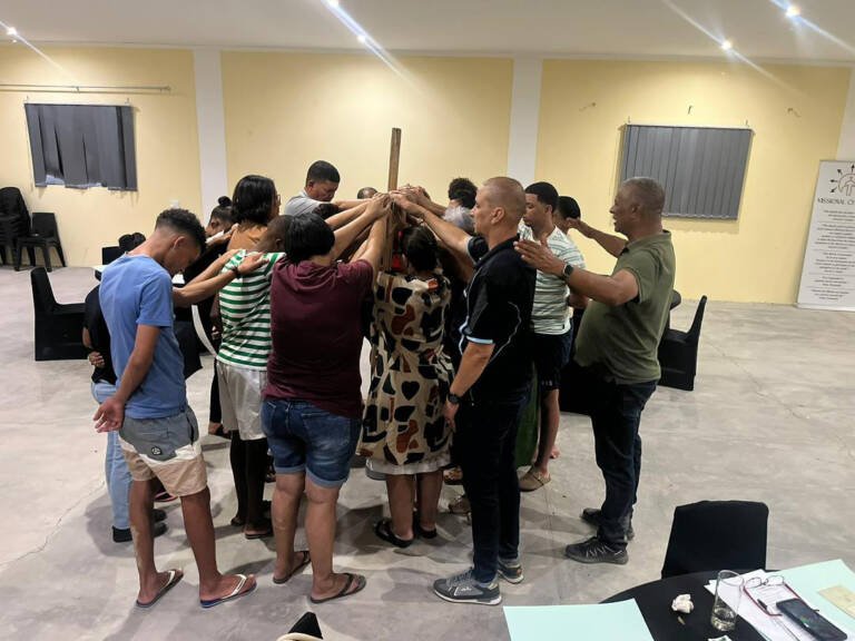 congregational-prayer-kokerboom-workshop-namibia